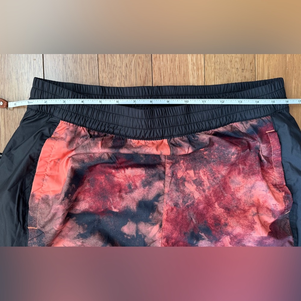 The North Face Women's Printed
Hydrenaline Pants - Picture 9 of 9